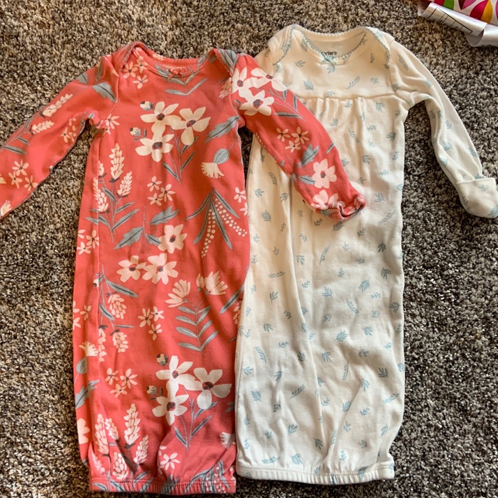 Set of 2 carters sleep gowns